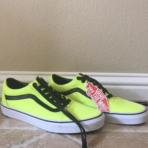 NWT Vans sneakers